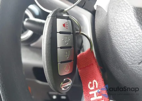 2020 Nissan Kicks Sv Xtronic Cvt z USA, uszkodzony, nr VIN 3N1CP5CV5LL569322